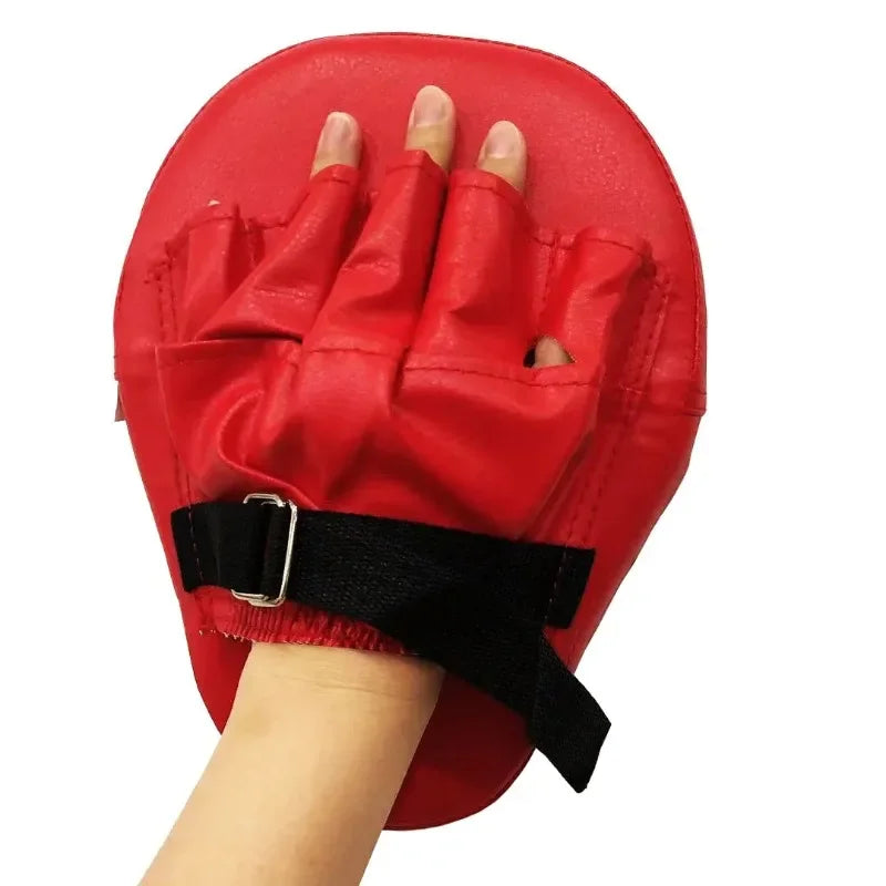 Kickbokso ir kovos menų pirštinės